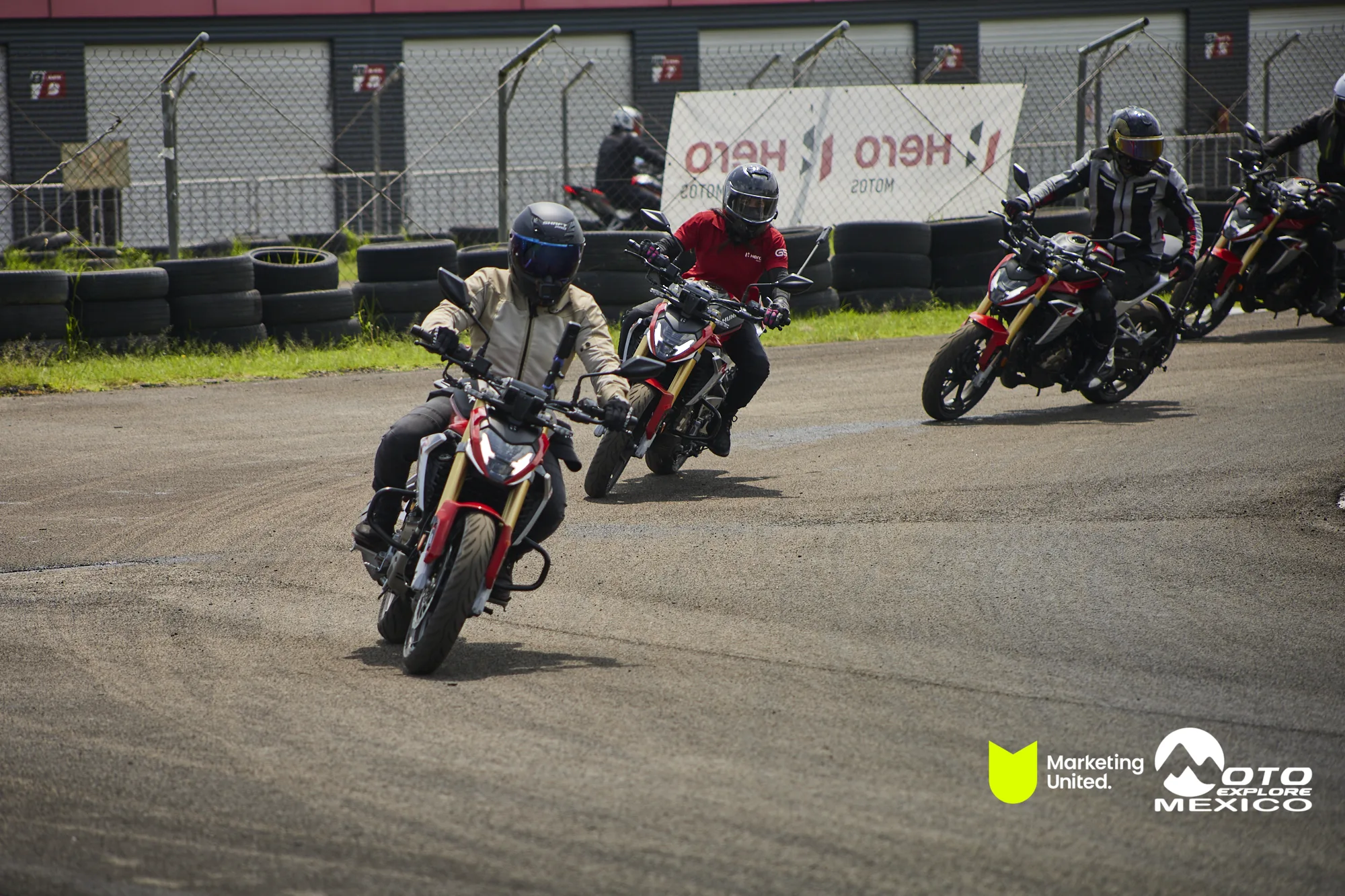 HUNK TRACKDAY 299